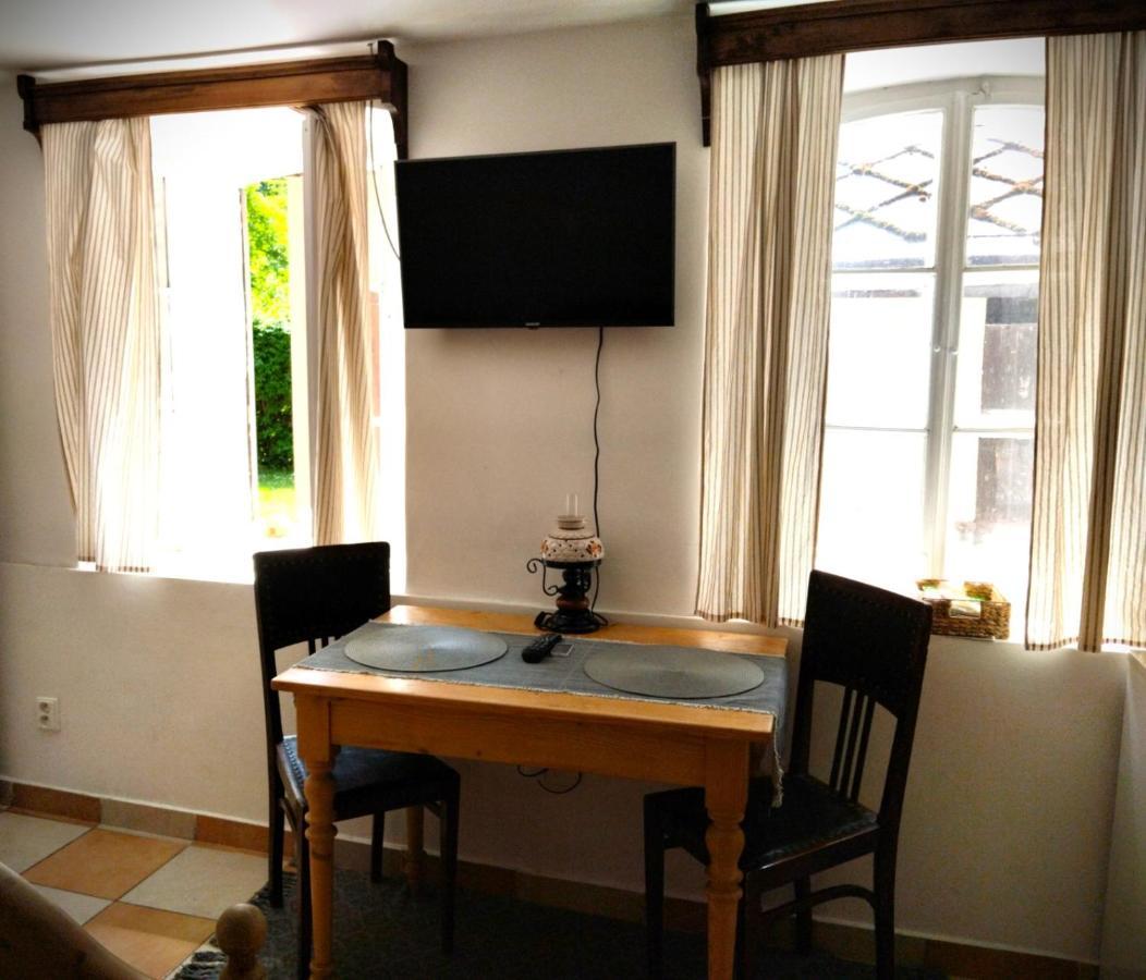 Penzion U kozy Chřibská Exterior foto